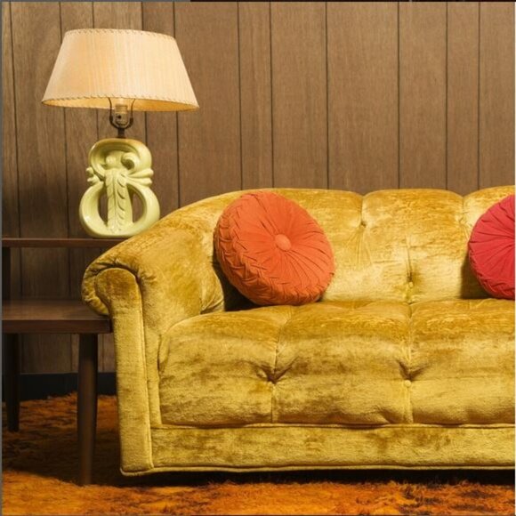 Set of Vintage Round Gathered Crush Velvet floral Cushions Chic Filled Luxury - Picture 9 of 16